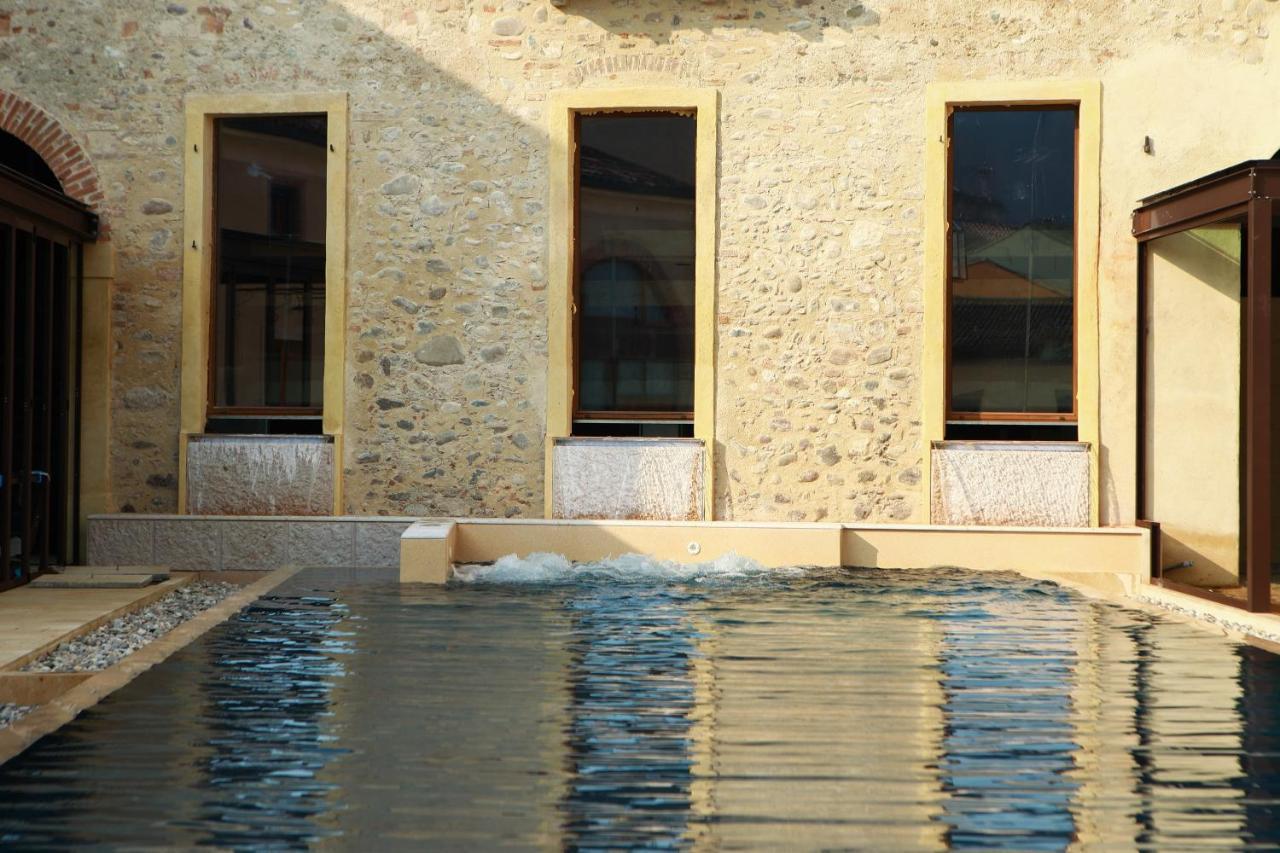 Corte Regia Relais & Spa Valeggio sul Mincio Exteriör bild