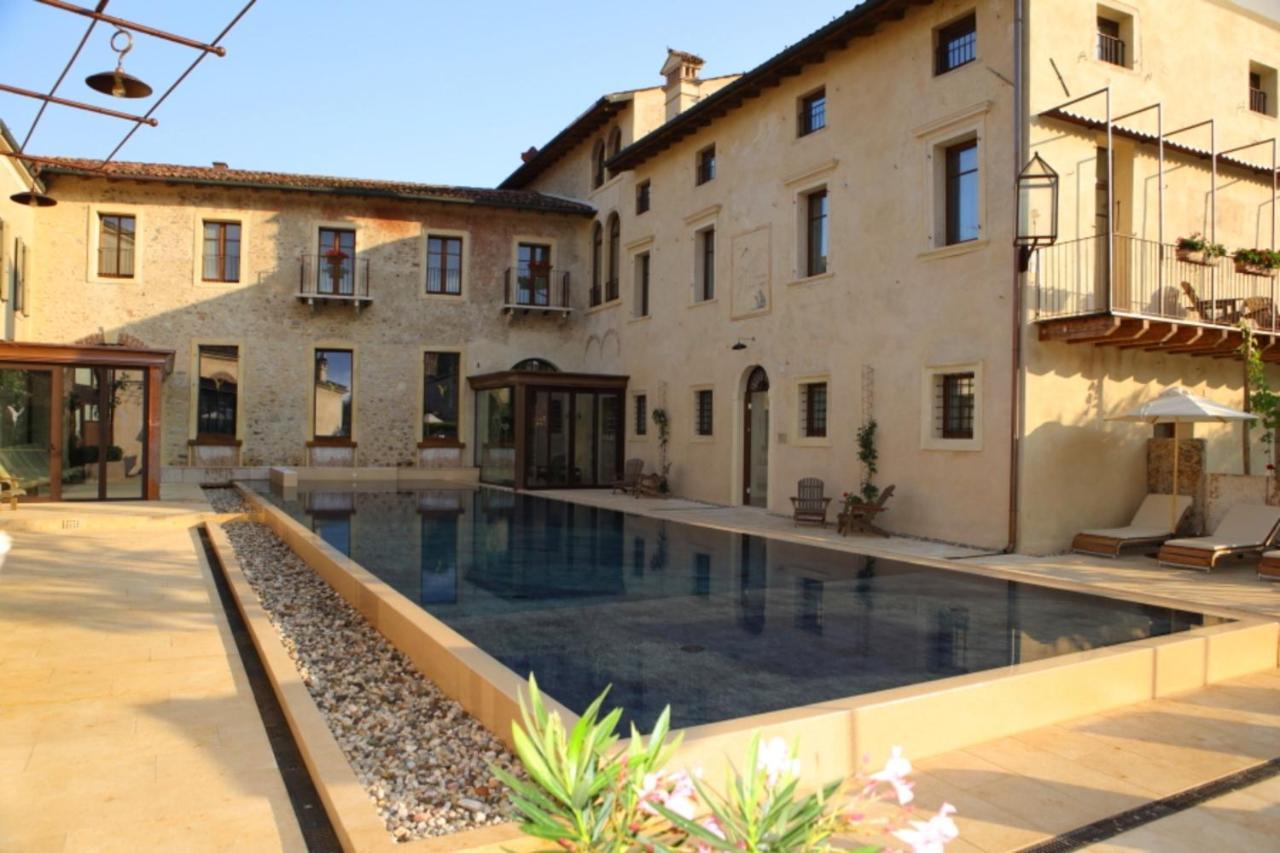 Corte Regia Relais & Spa Valeggio sul Mincio Exteriör bild