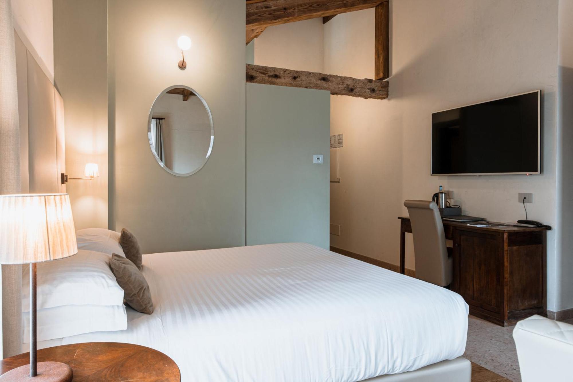 Corte Regia Relais & Spa Valeggio sul Mincio Exteriör bild