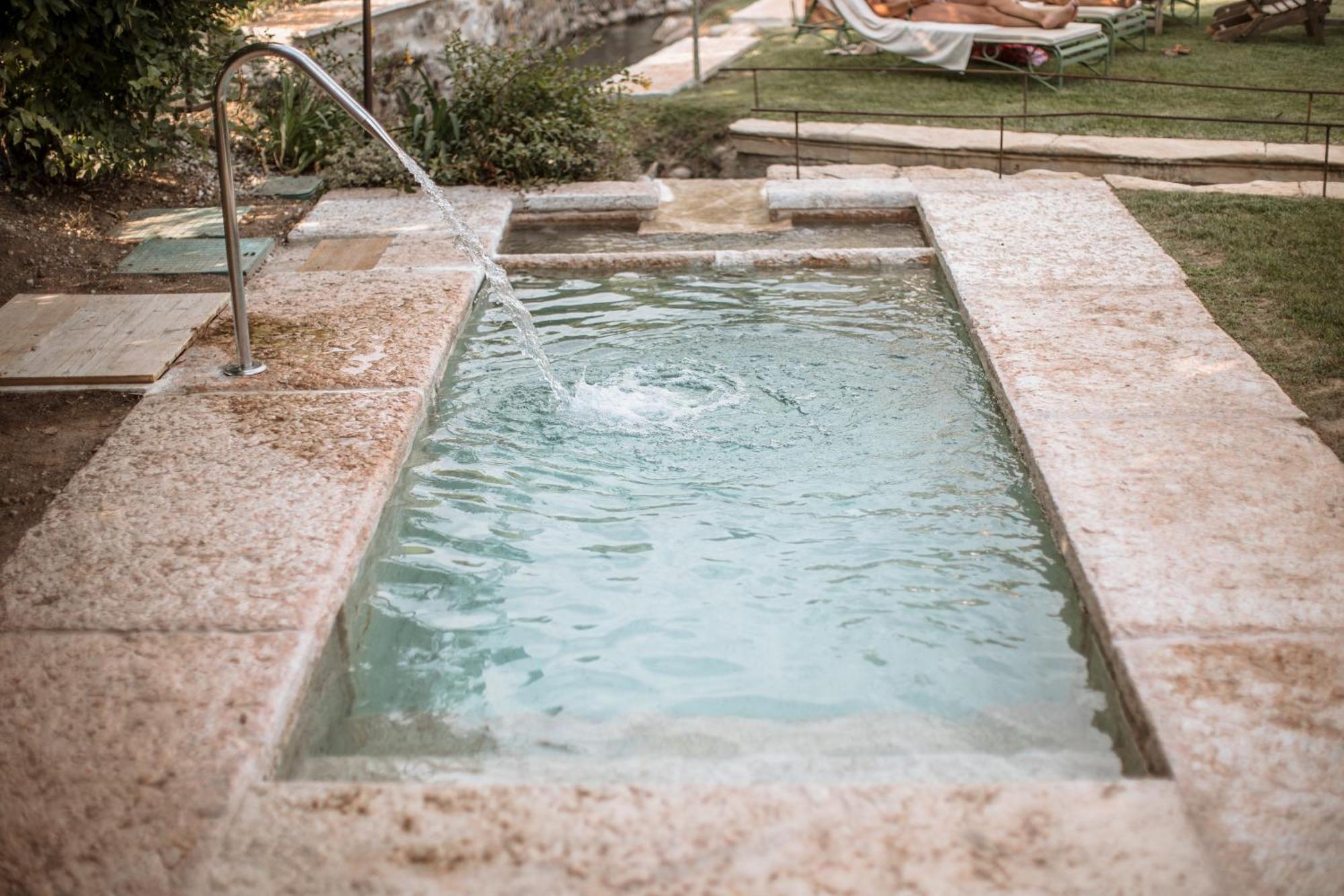 Corte Regia Relais & Spa Valeggio sul Mincio Exteriör bild